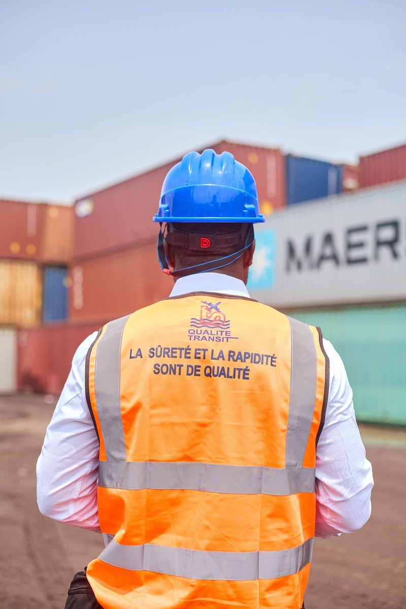Employé Qualité Transit — La sûreté et la rapidité sont de qualité